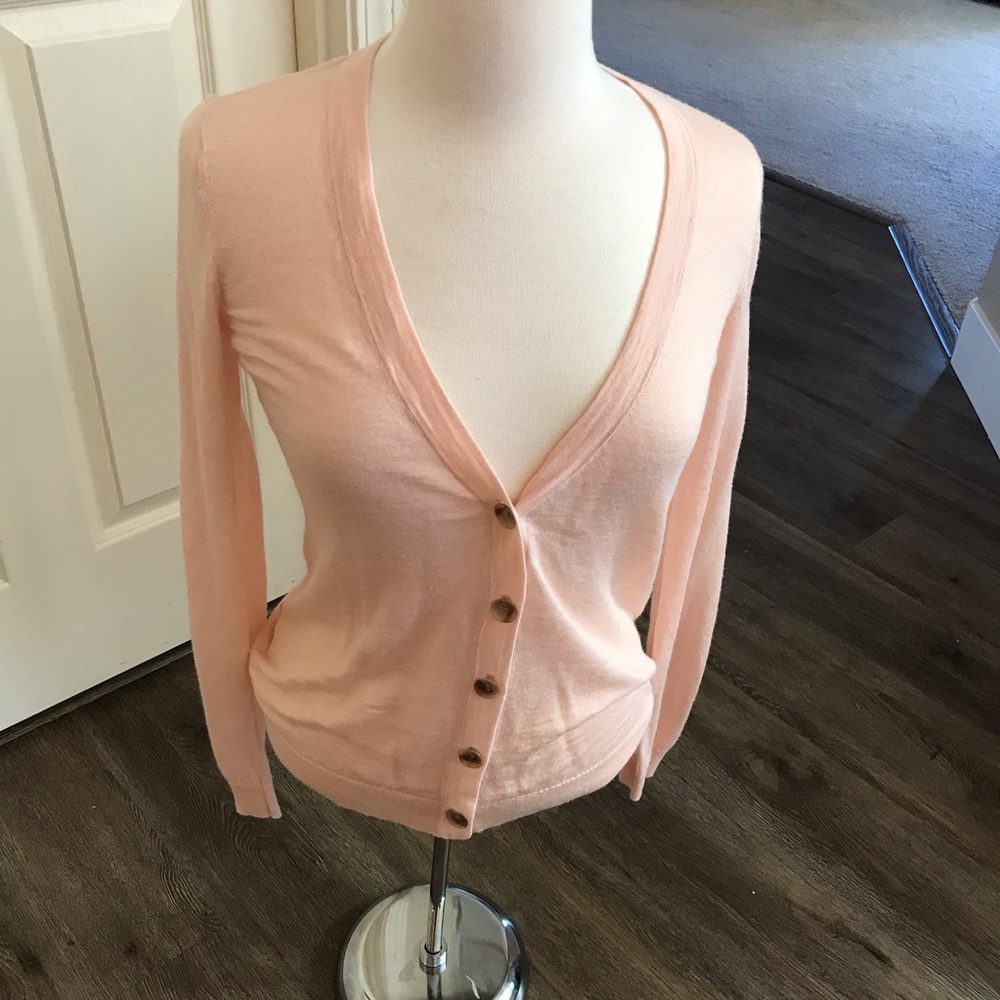 Ann Taylor loft light peach cardigan Small.